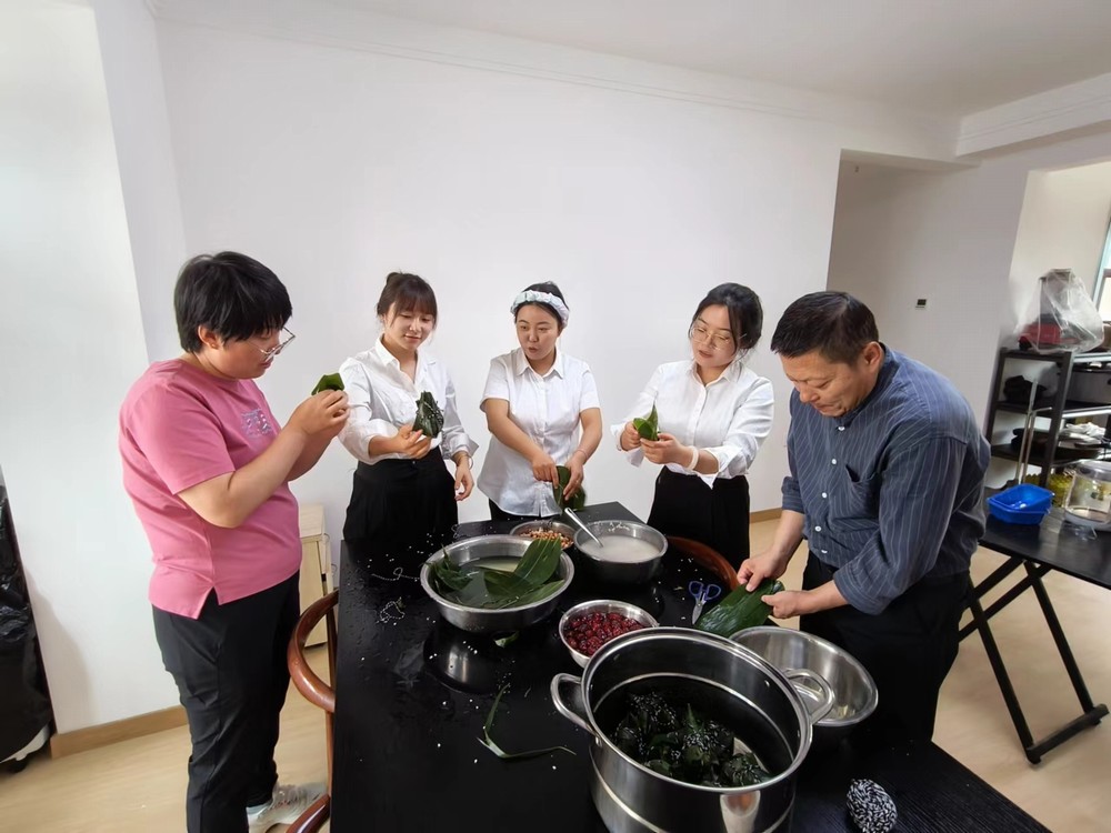 陕煤建设西北分公司：粽香情浓 共庆端午