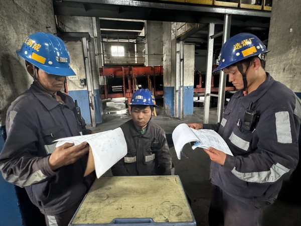 陕煤建设洗选煤运营公司红柳林洗煤厂项目部：从细、从精、从深做好生产安全工作