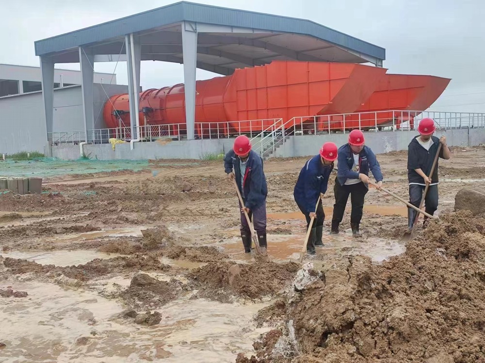 陕煤建设天工公司土建九部：防洪抢险显担当，共筑安全新防线