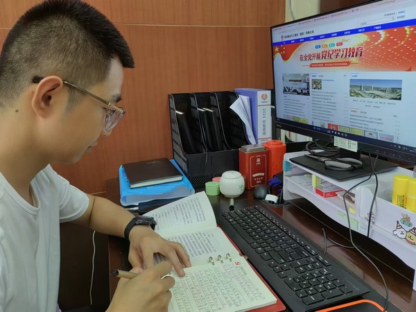 陕煤建设煤矿运营服务分公司:退役不褪色 军人本色在岗位绽放新光彩