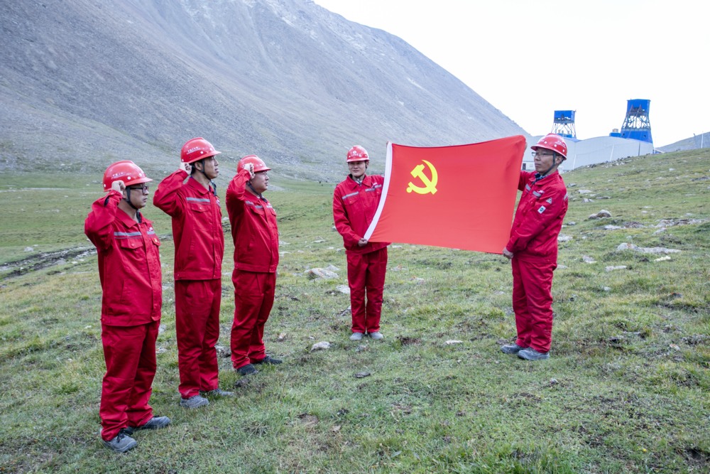 陕煤建设矿建三公司:“红色党建”引领“融合发展”