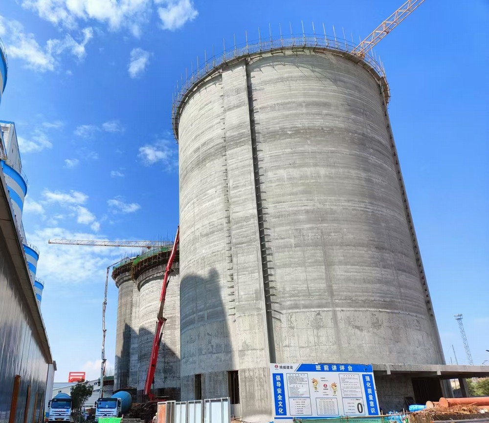 陕煤建设第二直属项目部:金秋施工热潮涌,奋楫扬帆启新程