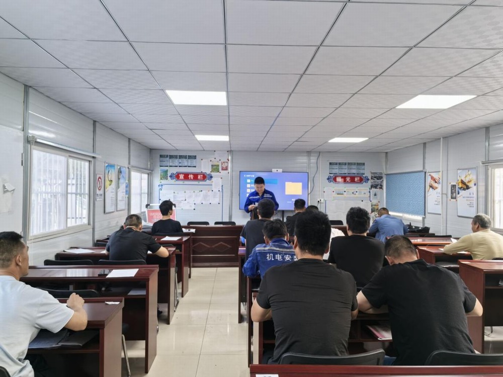 陕煤建设机电安装公司玉华项目部以活动献礼75周年华诞