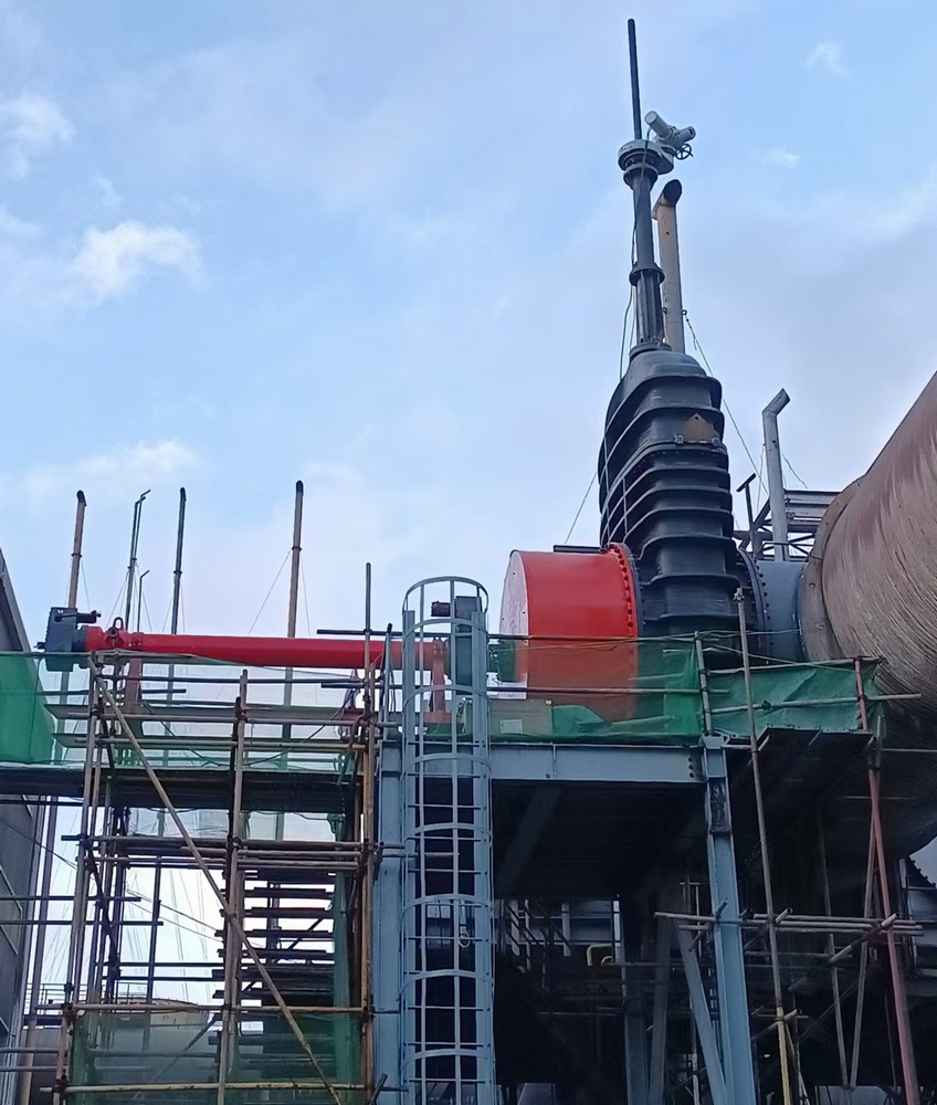 全力以赴！八小时圆满完成煤气管道DN2400带压开孔作业