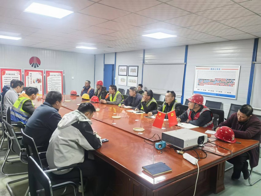 陕煤建设天工公司土建第二十项目部：铁腕遏制“三违”，护航“百日安全行动”圆满成功