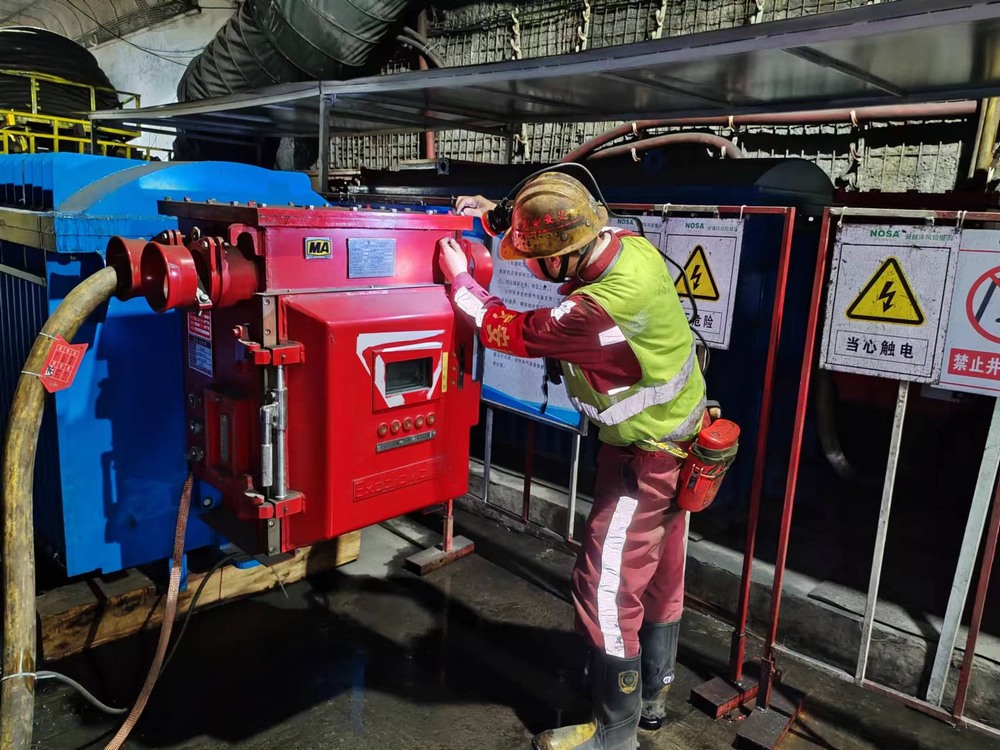 陕煤建设机电安装公司：青春有我，共绘新春华彩