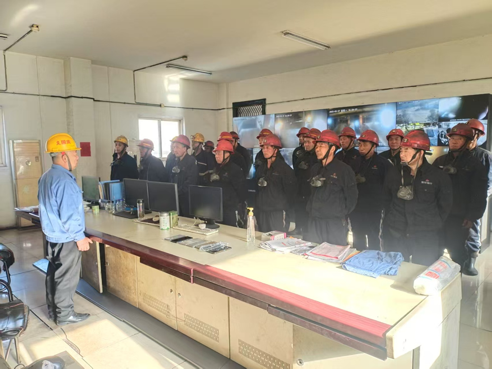 强意识行为辨风险 筑安全根基促发展