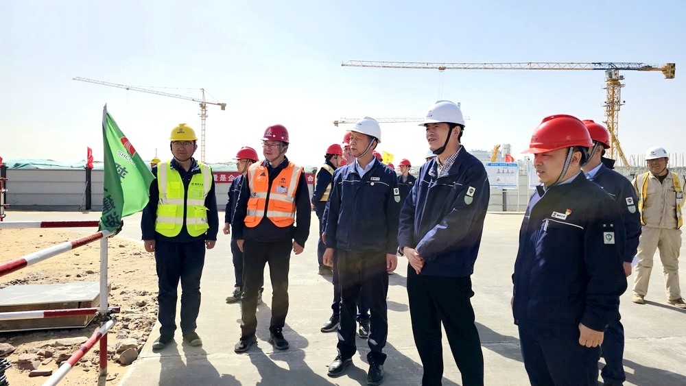 陕煤集团榆林化学有限责任公司党委副书记、总经理段立波一行深入天工公司基层项目检查指导