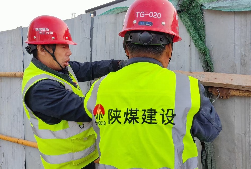 北极塬上筑堡垒,抗风护安显担当