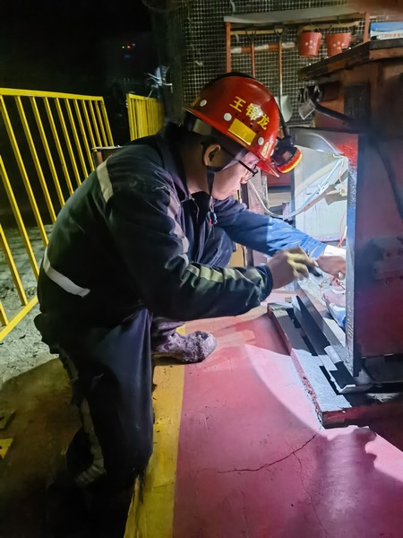 陕煤建设煤矿运营服务分公司：五四精神耀青春  建功立业新时代