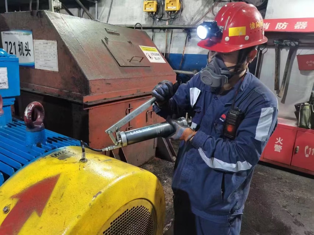 陕煤建设洗选煤运营公司柠条塔运营项目部：下好电气安全“先手棋”，织密隐患排查“防护网”