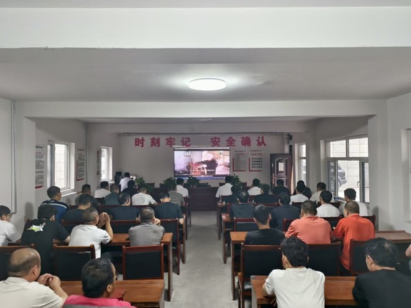 陕煤建设煤矿运营服务分公司：闻“汛”而动 撑起“安全伞”