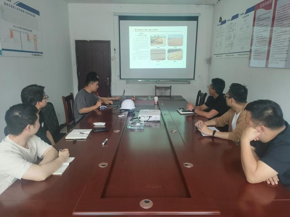 陕煤建设路桥分公司秦岭项目:筑牢安全防线 多措并举促建设