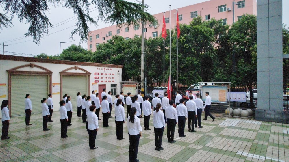 陕煤建设各单位：聚睛九三阅兵 传承抗战精神