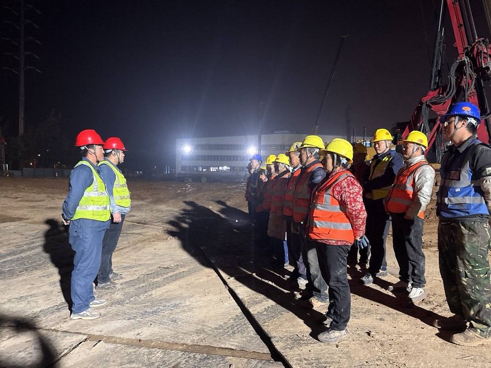 陕煤建设铜煤公司铜创能材项目部: 拉满施工进度条,全力冲刺四季度