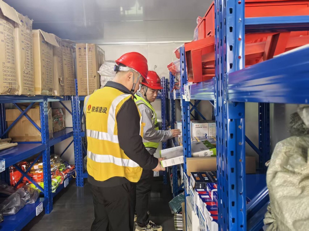 陕煤建设铜煤公司云谷市集项目部：锚定百日安全目标?筑牢冬季施工安全防线