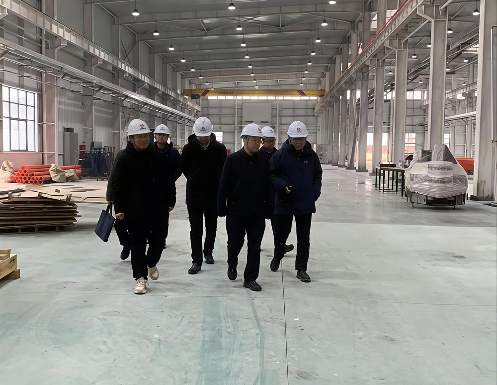 陕煤集团副总经理杜平深入陕煤建设慰问一线并检查安全生产