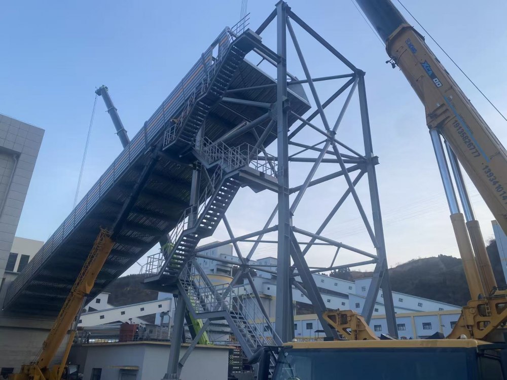 陕煤建设韩城分公司土建十一项目部：煤海筑厂忙节庆 攻坚奋进正当时