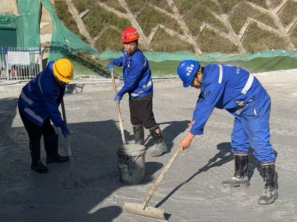 陕煤建设矿建三公司节日坚守显担当 项目建设“不打烊”