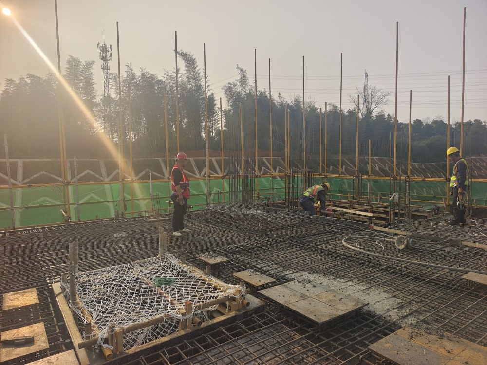 立体监管筑防线 精益施工筑精品