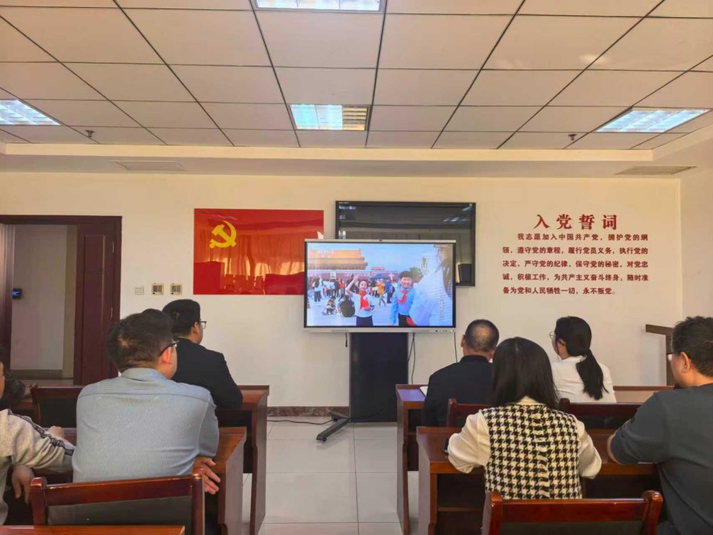 陕煤建设煤矿运营服务分公司:提醒加警示 筑牢廉洁过节防线