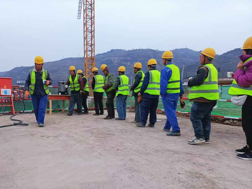 陕煤建设韩城分公司土建六项目部：跑好新春“第一棒”，韩城北站物流集运中心项目桩基础建设阶段性工程圆满完成